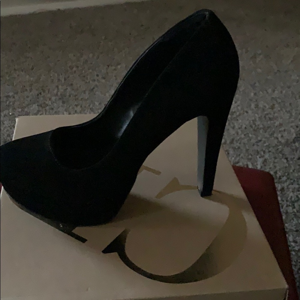 Black shoes